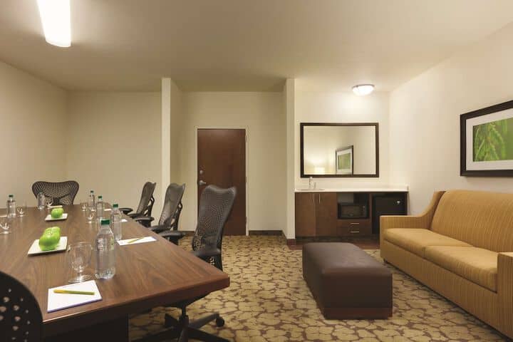 Meeting facility